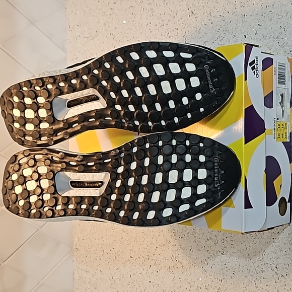 Adidas UltraBOOST 3.0 Core Black - Picture 2 of 8